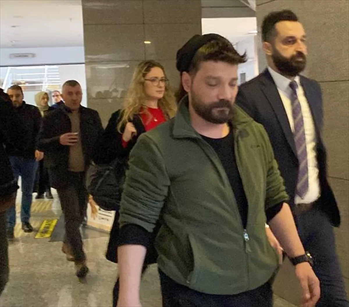 Oğuzhan Uğur “halkı yanıltıcı bilgiyi alenen yayma” gerekçesiyle ifade verdi