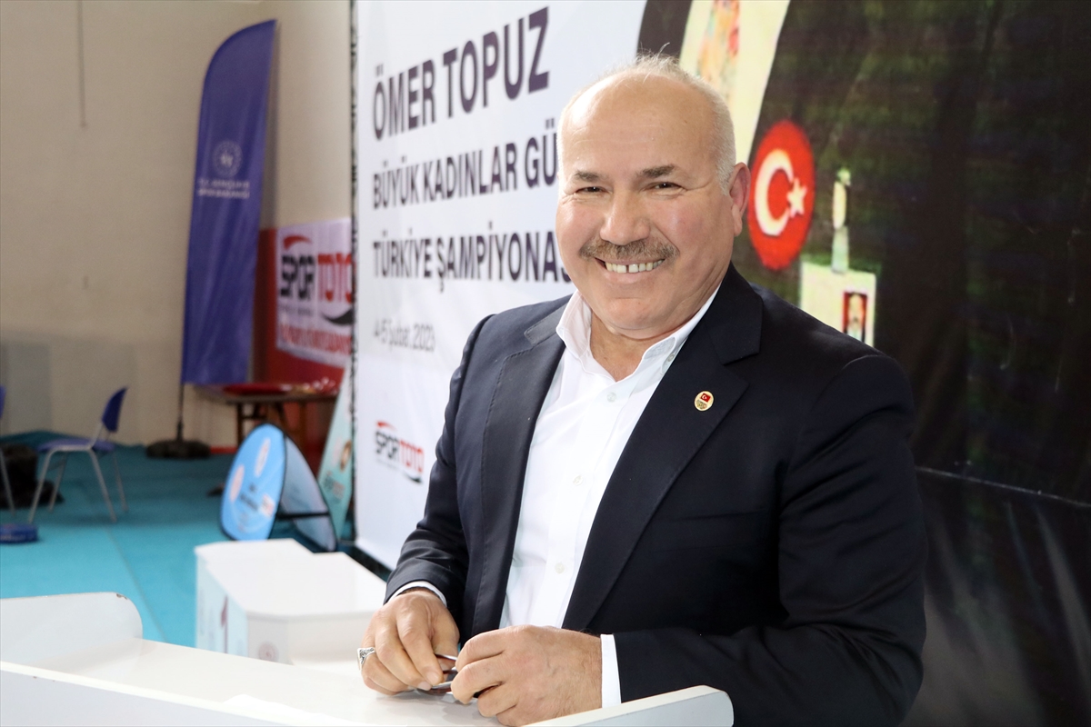 Ömer Topuz Büyük Kadınlar Güreş Türkiye Şampiyonası Çankırı’da başladı