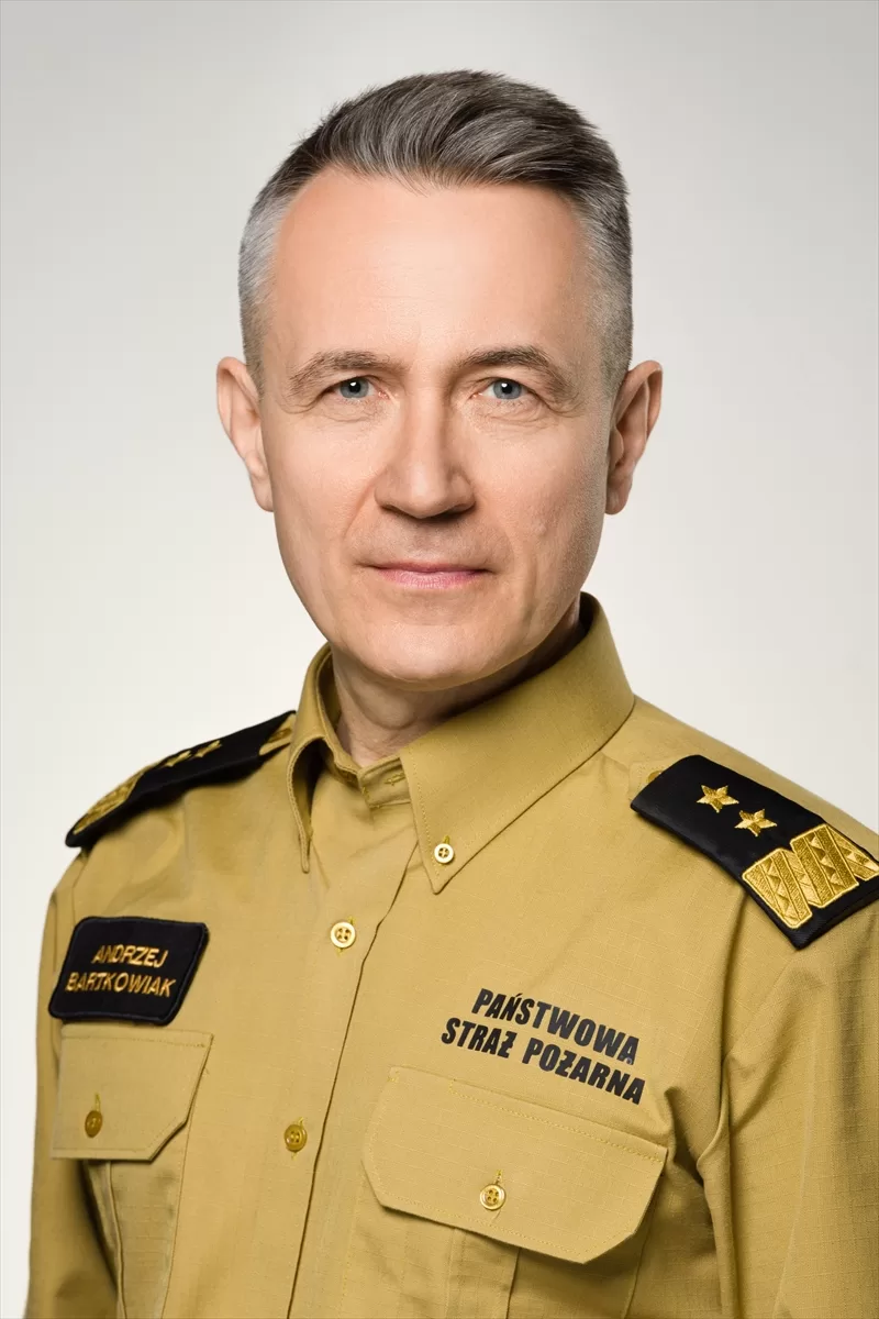 Polonya İtfaiyesi Şefi: “İhtiyaç duyulduğu sürece kurtarma operasyonlarına devam edeceğiz”