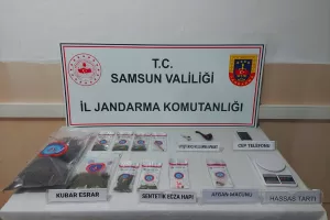 SAMSUN (AA) – Samsun'un Çarşamba ilçesinde düzenlenen uyuşturucu operasyonunda 3