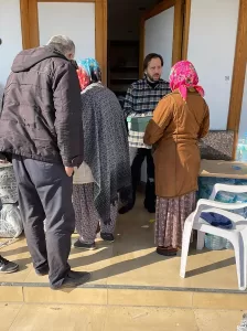 İSTANBUL (AA) – Kahramanmaraş merkezli depremlerden etkilenen bölgelerde afetzedelerin yaralarını