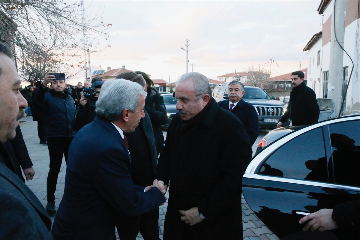 TBMM Başkanı Şentop ve Cumhurbaşkanı Yardımcısı Oktay, Günyüzü Belediyesini ziyaret etti