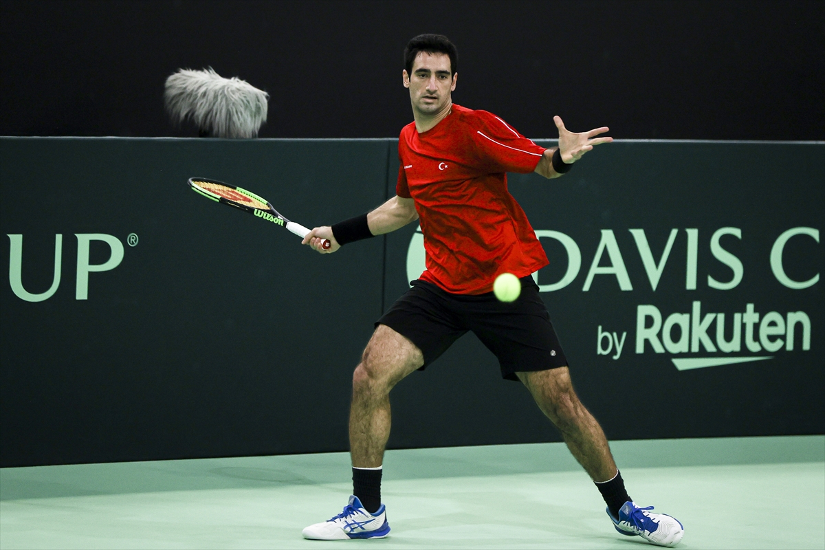 A Milli Erkek Tenis Takımı, Davis Kupası'na iyi başladı