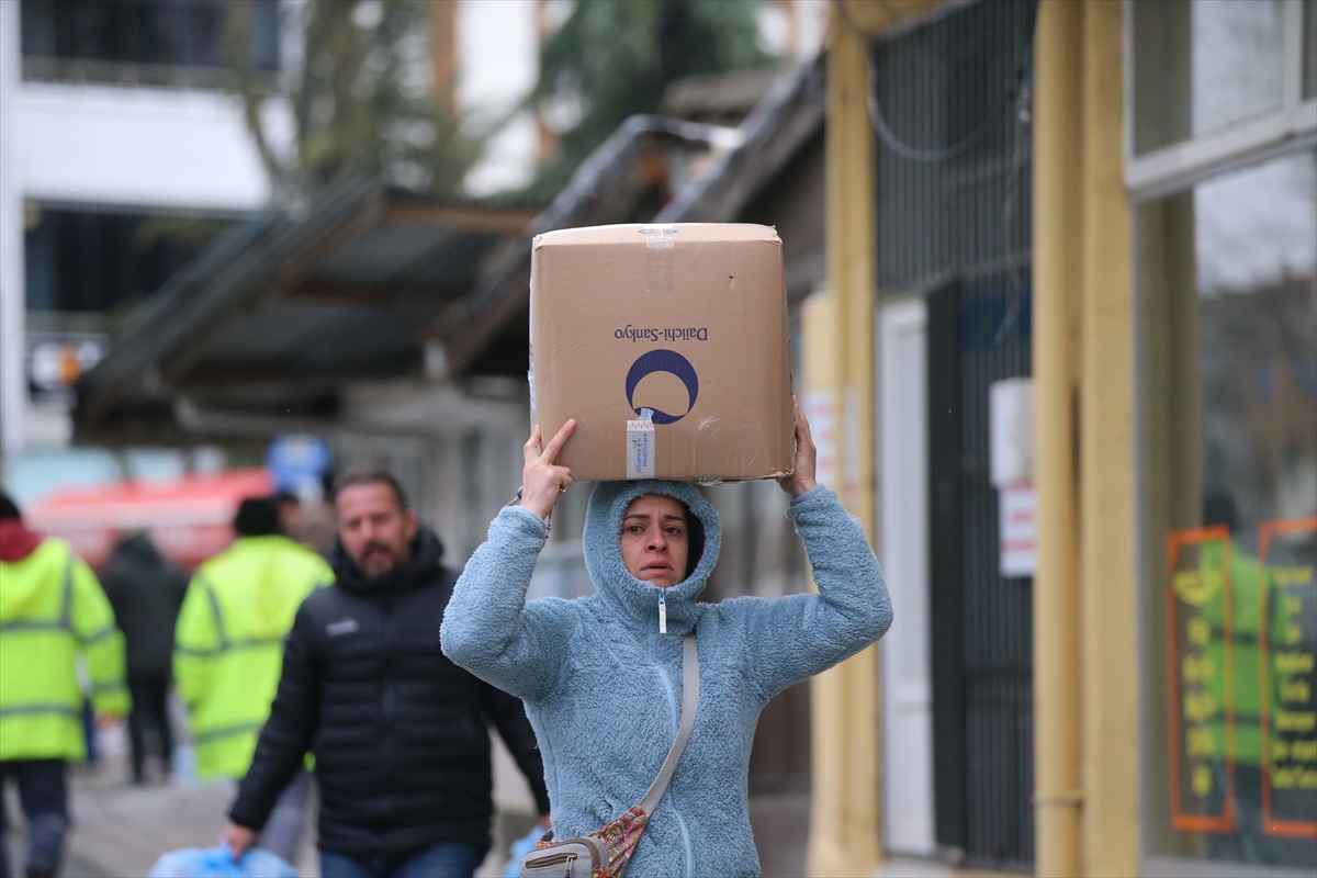 Trakya'dan deprem bölgesine yardım ve destekler sürüyor