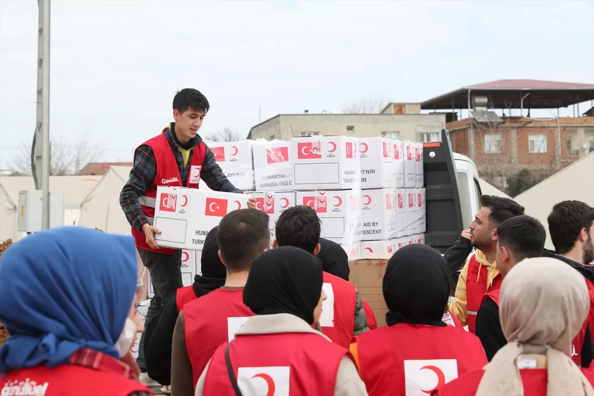 Türk Kızılay afet bölgesinde yaklaşık 1 milyon hijyen seti dağıttı