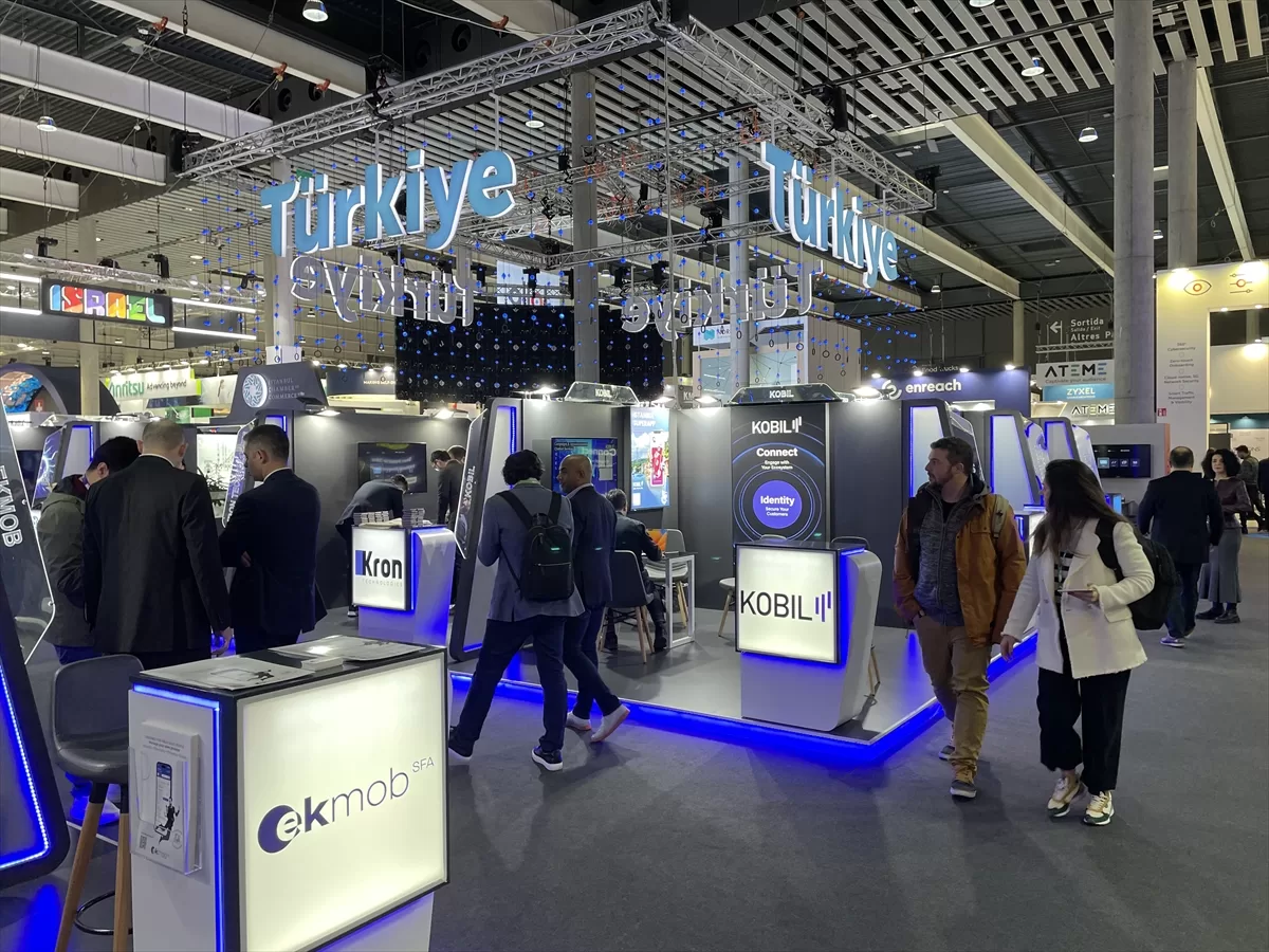 Türk şirketleri, teknoloji çözümlerini Mobil Dünya Kongresi'nde beğeniye sundu