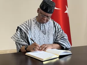 ABUJA (AA) – Türkiye'nin Abuja Büyükelçiliğinde, Kahramanmaraş merkezli depremlerde hayatını