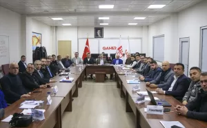 UŞAK (AA) – Uşak Valisi Turan Ergün, kentten, "asrın felaketi"