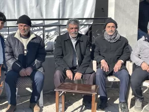 - Rize'den Malatya'ya gönderilen yardım malzemeleri arasında yer alan montun