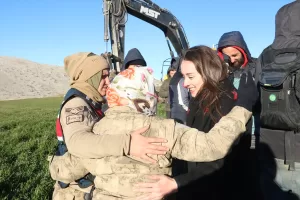 ADIYAMAN (AA) – Adıyaman'da Birgül ve Aziz Tuncay çifti, depremde