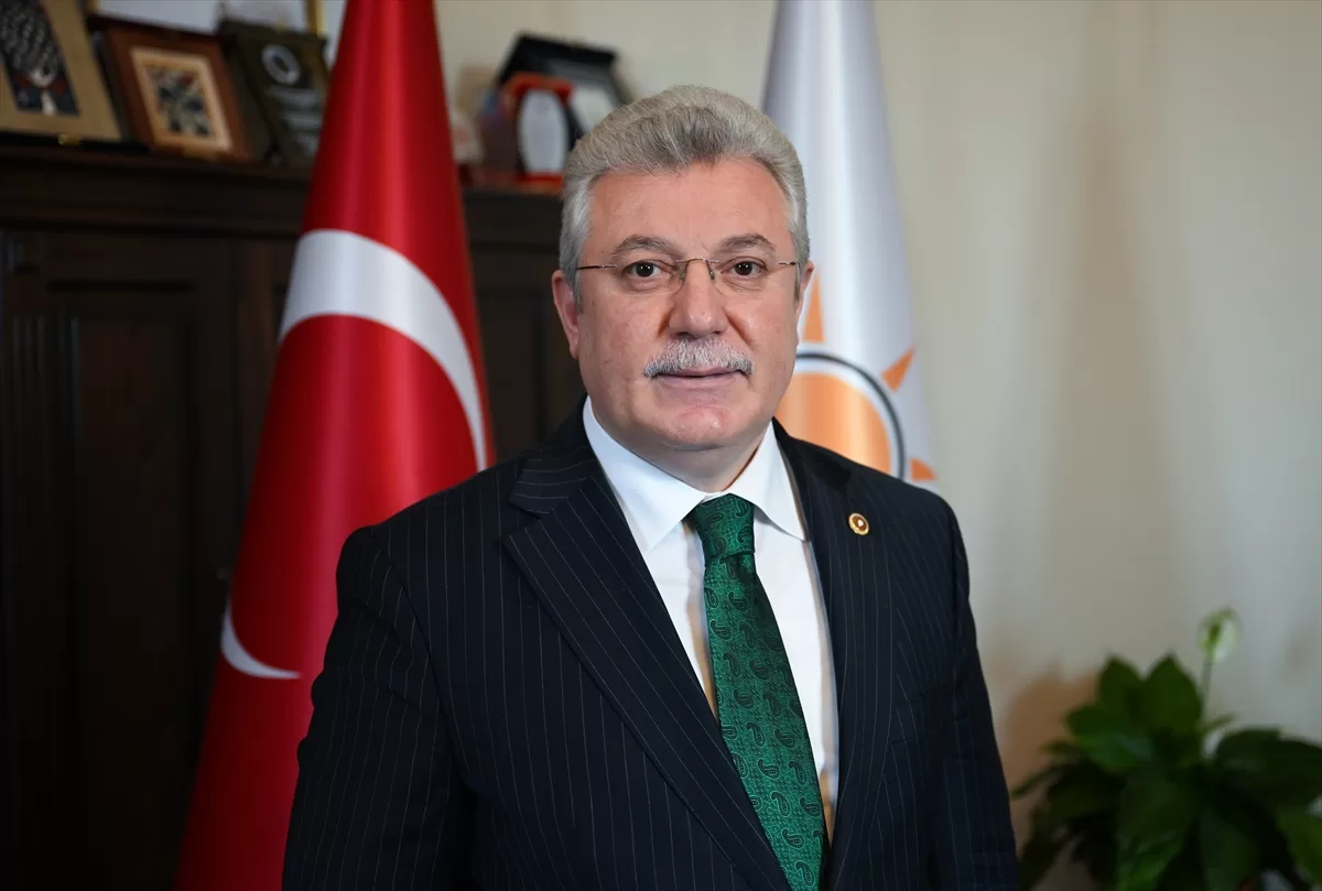 AK Parti Grup Başkanvekili Akbaşoğlu'ndan EYT yasası değerlendirmesi: