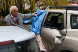 ANKARA (AA) – Ankara'da etkili olan sağanak ve kuvvetli rüzgar