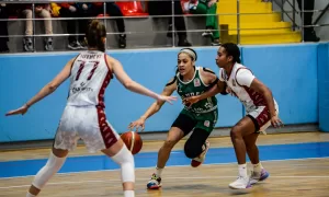 - Antalya Toroslar Basketbol: 69 - Bursa Uludağ Basketbol: 73