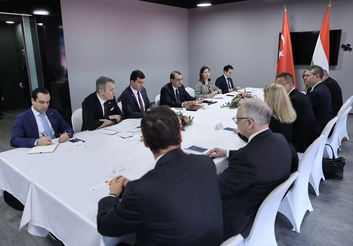Bakan Dönmez, Türk Devletleri Teşkilatı Enerji Bakanları Toplantısı sonrası basına konuştu: