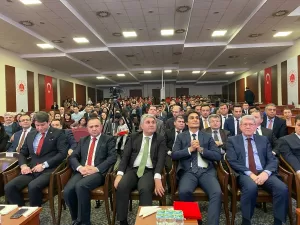 - Depremden etkilenen Adıyaman'da gönüllü olarak görev yapan hakim, savcı