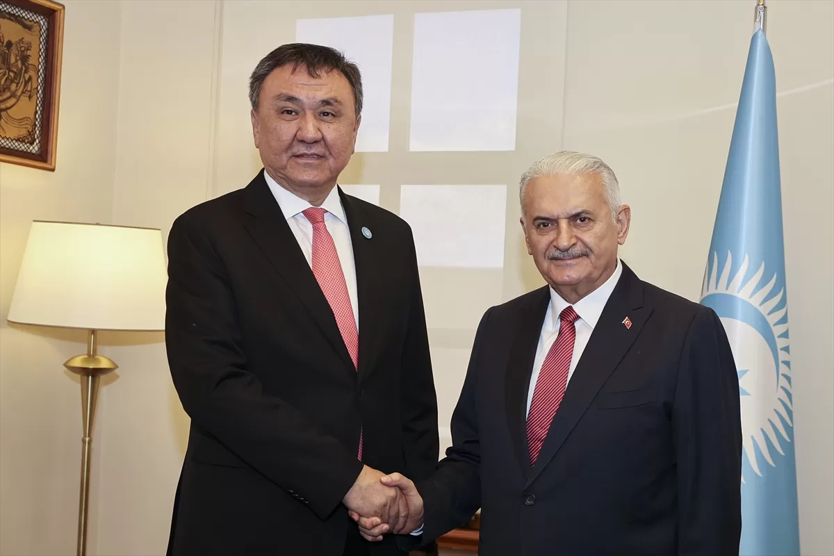 Binali Yıldırım, Türk Devletleri Teşkilatı Genel Sekreteri Kubanıçbek Ömüraliyev'i ziyaret etti: