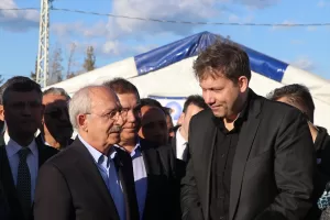 - "Hem tarihsel dokunun korunması aynı zamanda kentin yeniden inşa