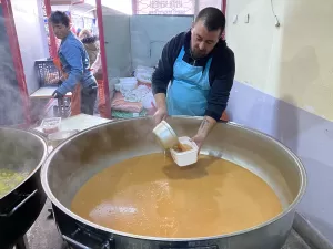 ANKARA (AA) – Ankara'nın Çubuk ilçesinde 35 yıldır ramazan ayında