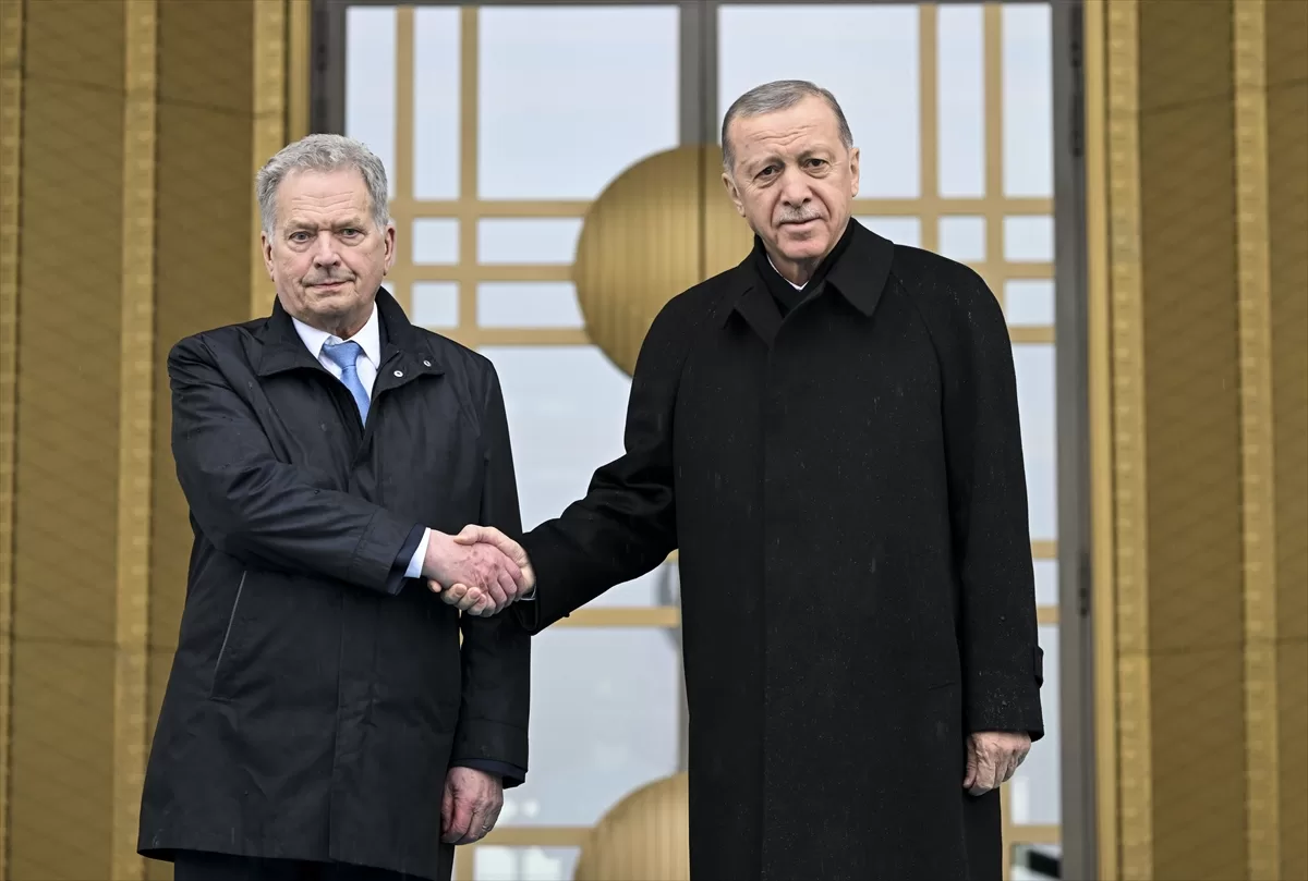 Cumhurbaşkanı Erdoğan, Finlandiya Cumhurbaşkanı Niinistö'yü resmi törenle karşıladı