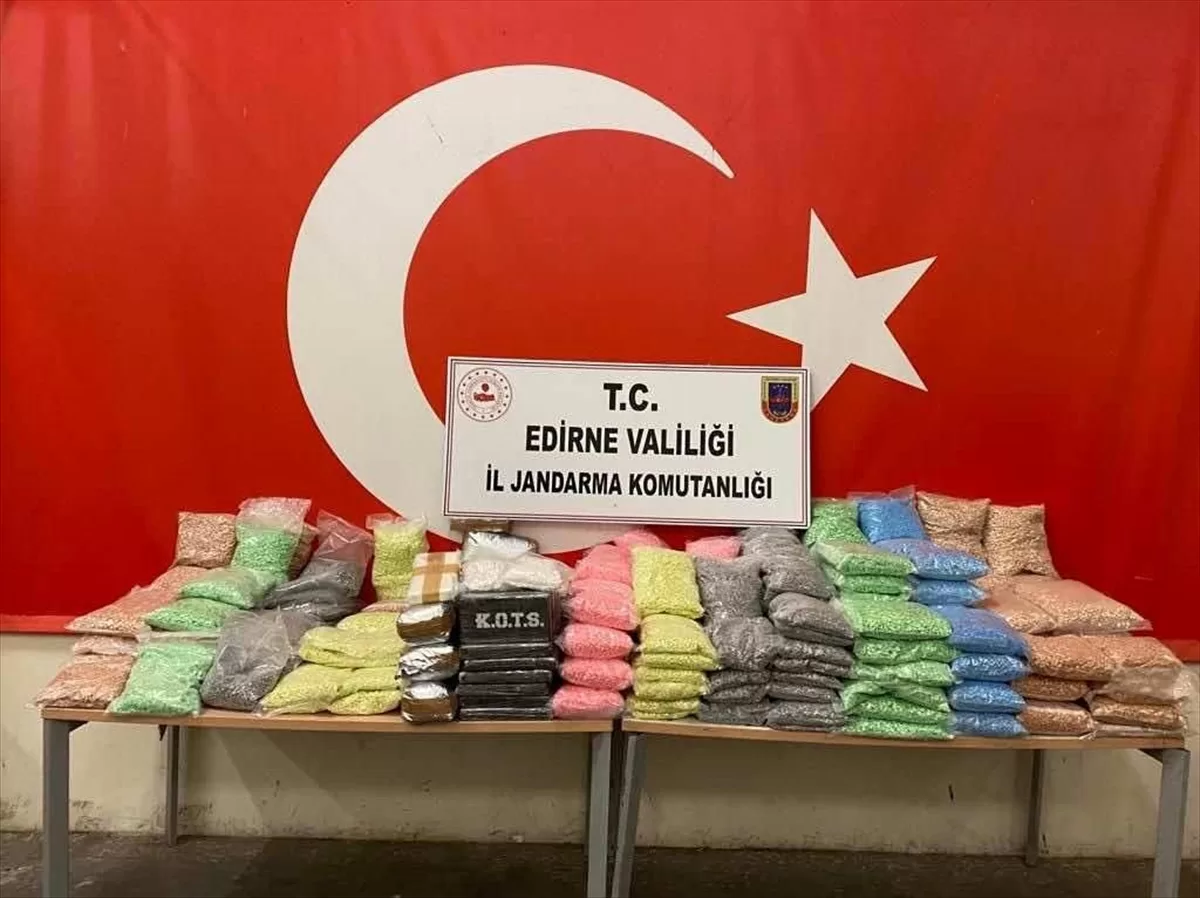 Edirne'deki operasyonlarda 576 kilo 471 gram uyuşturucu ele geçirildi