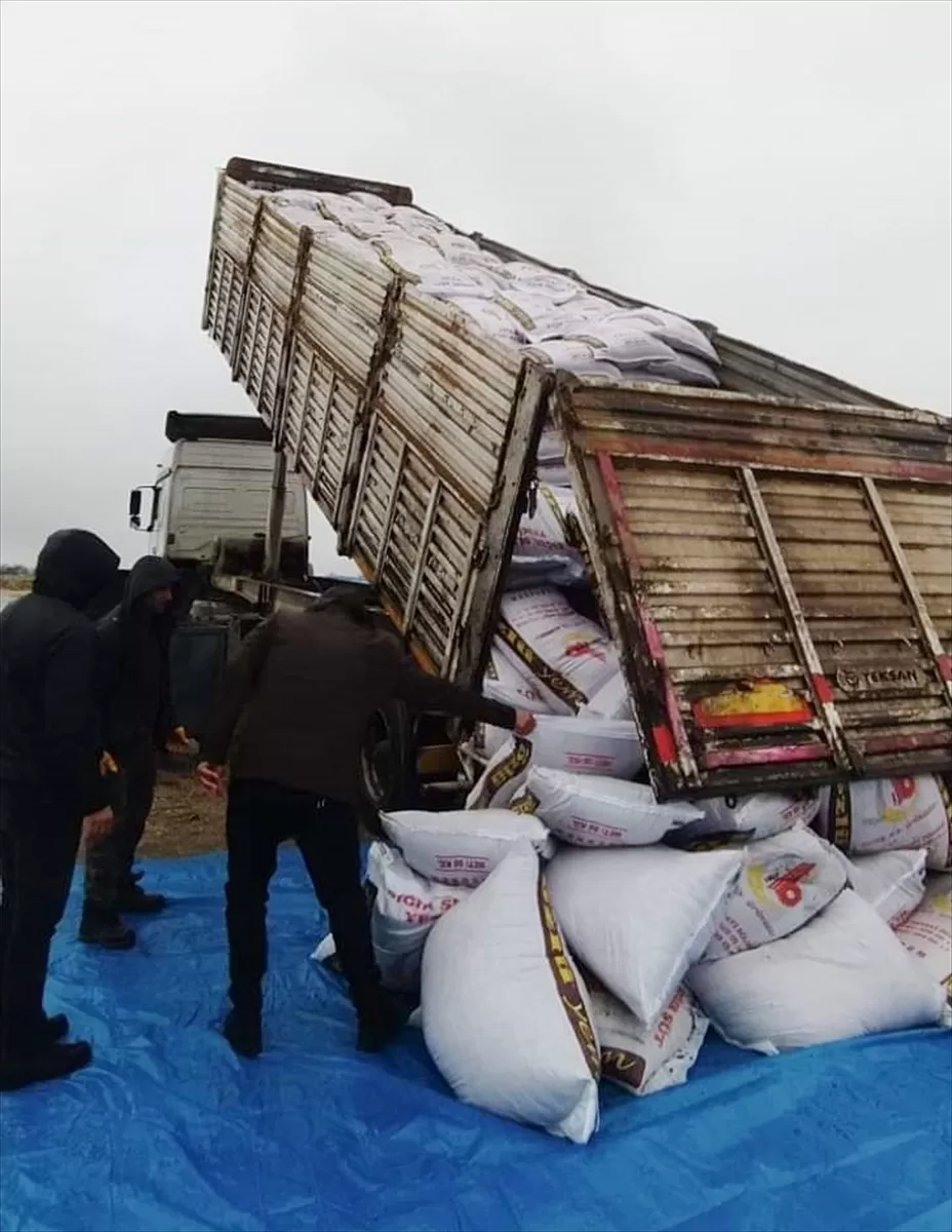 Erzincan'dan deprem bölgesine yardım seferberliği sürüyor