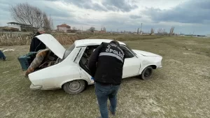 ESKİŞEHİR (AA) – Eskişehir'de düzenlenen hırsızlık operasyonunda gözaltına alınan 3