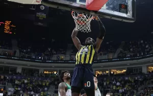 - Fenerbahçe Beko: 87 - Zalgiris: 79