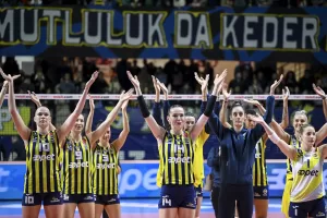 - Fenerbahçe Opet: 3 - Galatasaray HDI Sigorta: 0