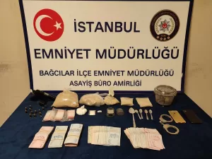 İSTANBUL (AA) – İstanbul Küçükçekmece'de düzenlenen uyuşturucu operasyonunda 2 kilogram