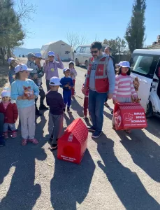 İSTANBUL (AA) – İstanbul'daki belediyeler, Kahramanmaraş merkezli depremlerden etkilenen bölgelerde