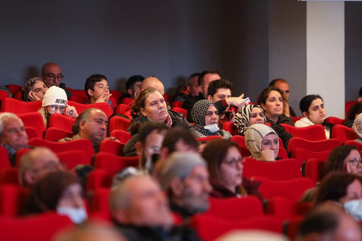 İzmir'de “İlk Evim İlk İş Yerim” projesinde kura çekimi yeniden başladı
