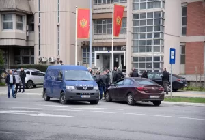 PODGORICA (AA) – Karadağ’ın başkenti Podgorica’daki yerel mahkemeye el bombalı