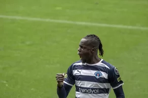 - Kasımpaşa: 1 - HangiKredi Ümraniyespor: 1 (İlk yarı)