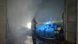 KAYSERİ (AA) – Kayseri'nin Melikgazi ilçesinde plastik ambalaj fabrikasında çıkan