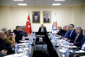 MERSİN (AA) – Mersin Valisi Ali Hamza Pehlivan, depremler nedeniyle