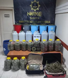 SAKARYA (AA) – Sakarya'da düzenlenen operasyonda 82 kilogram uyuşturucu ele