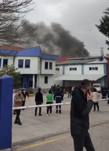 TEKİRDAĞ (AA) – Tekirdağ'ın Muratlı ilçesindeki bir kimya fabrikası, çıkan