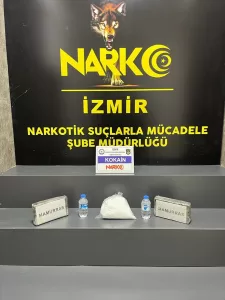 İZMİR (AA) – İzmir'in Kemalpaşa ilçesinde, bir otomobilde torpidoya saklanmış