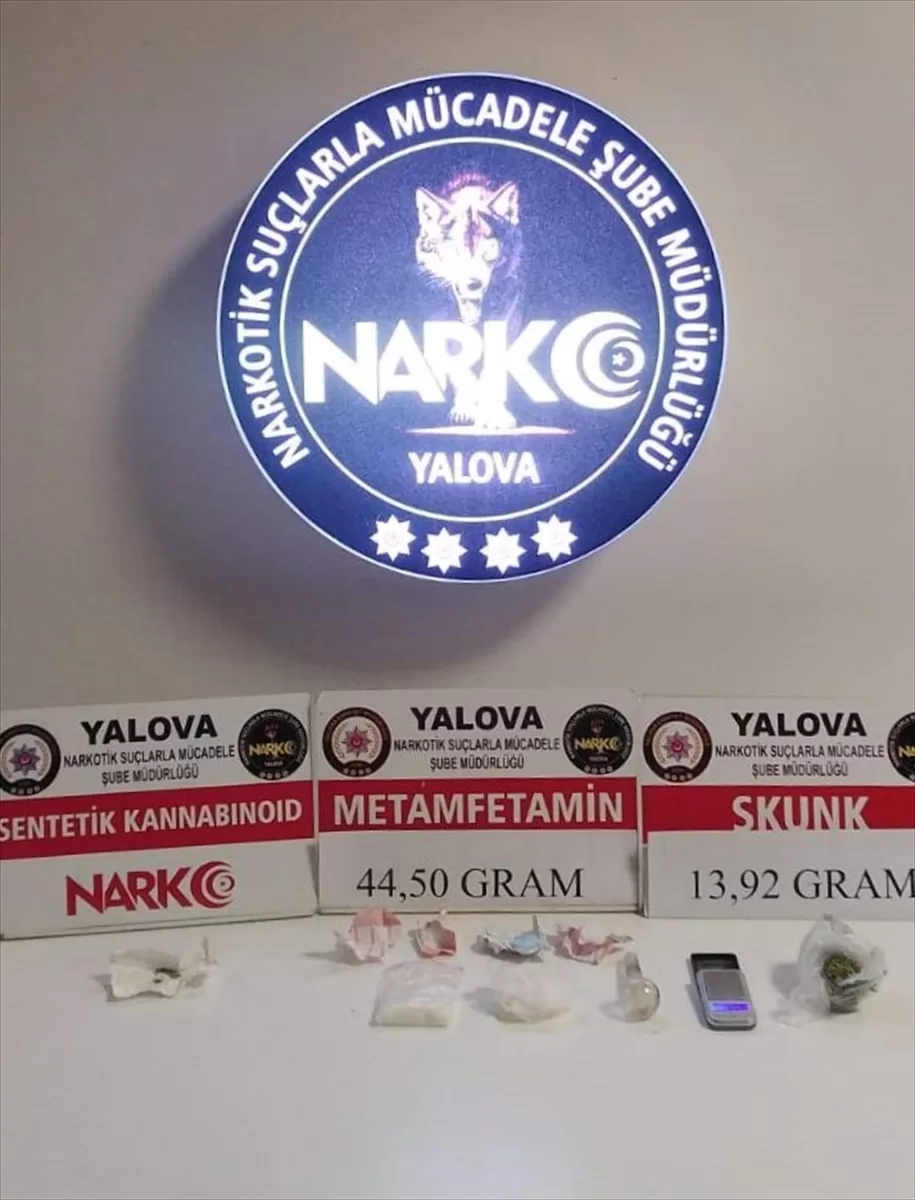 Yalova'da sokak satıcılarına yönelik uyuşturucu operasyonunda 2 kişi tutuklandı