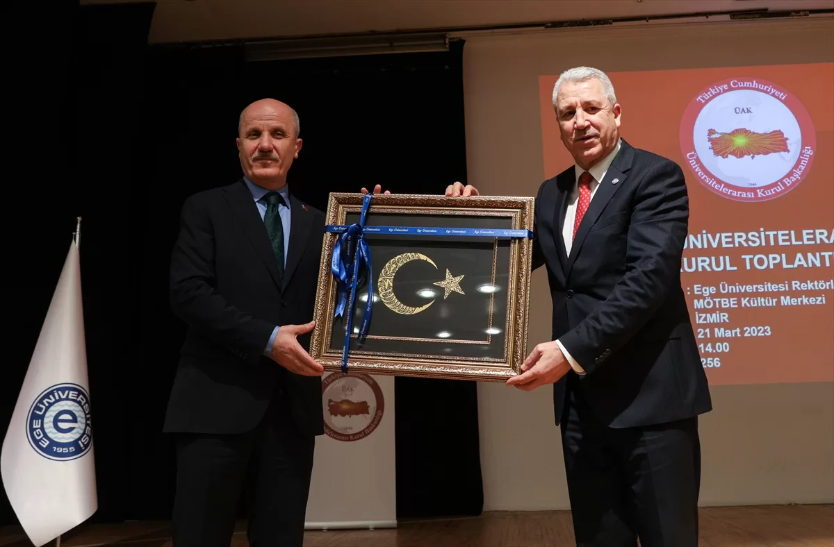 YÖK Başkanı Özvar, İzmir’deki Üniversitelerarası Kurul Toplantısında konuştu: