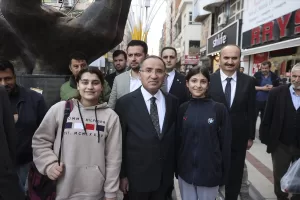 BATMAN (AA) – Adalet Bakanı Bekir Bozdağ, Batman'da esnafı ziyaret