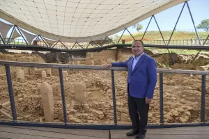 ŞANLIURFA (AA) – Adalet Bakanı Bekir Bozdağ, kira artışlarına yüzde