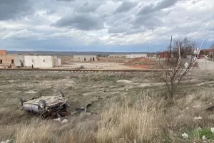 AFYONKARAHİSAR (AA) – Afyonkarahisar'da otomobilin şarampole devrilmesi sonucu 5 kişi