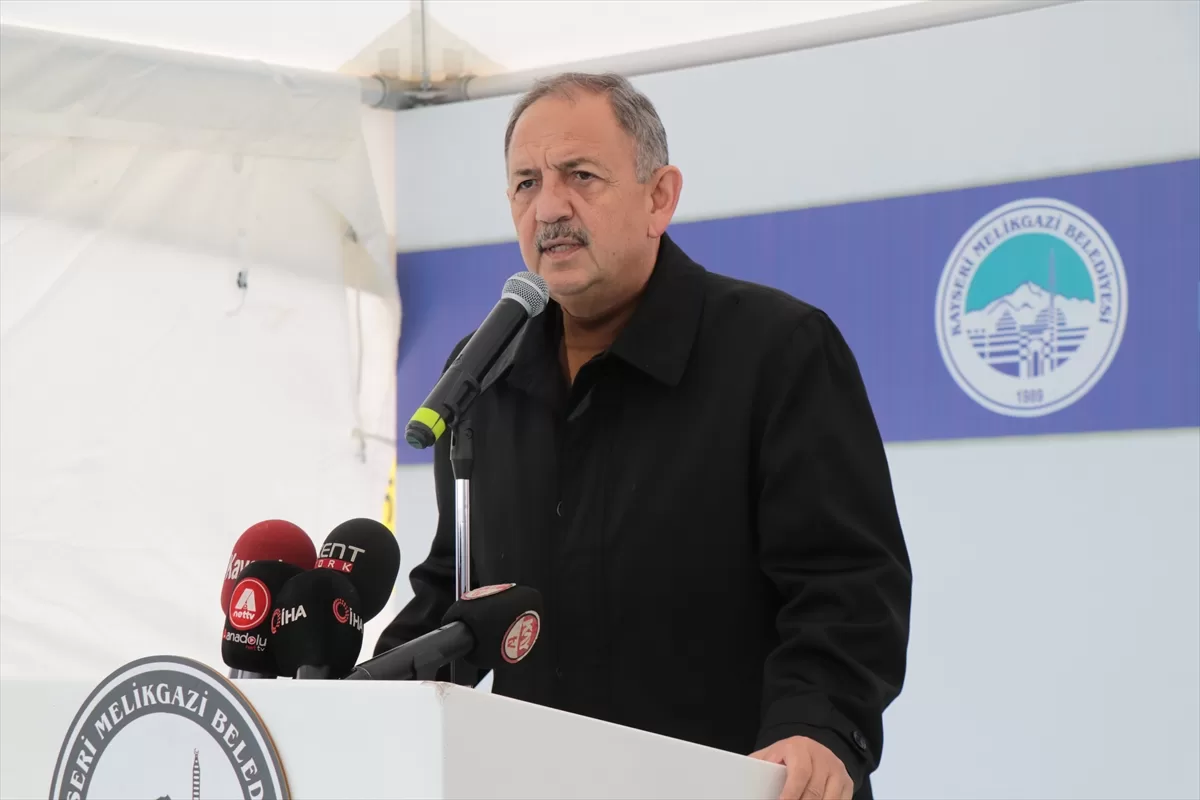 AK Parti Genel Başkan Yardımcısı Özhaseki, cami açılışında konuştu: