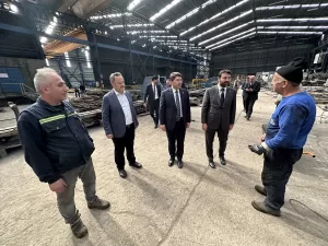 - "Terörün siyasi uzantılarıyla ortaklık kurmak isteyenlere, terör elebaşlarının Kandil'den