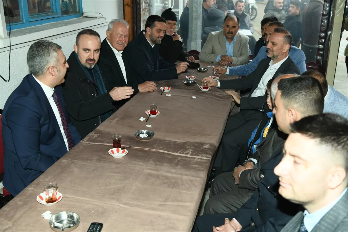 AK Parti Grup Başkanvekili Turan, bayram namazının ardından konuştu: