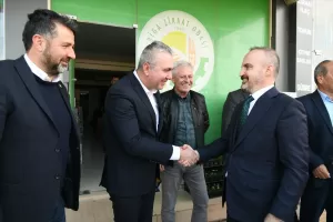 - "YSK'ye laf atmanın, denetim kurumlarına laf atmanın hiç kimseye