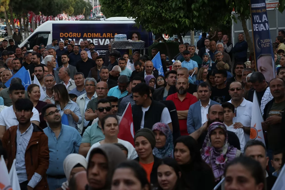 AK Parti Sözcüsü Ömer Çelik, Adana'da seçim bürosu açılışında konuştu: