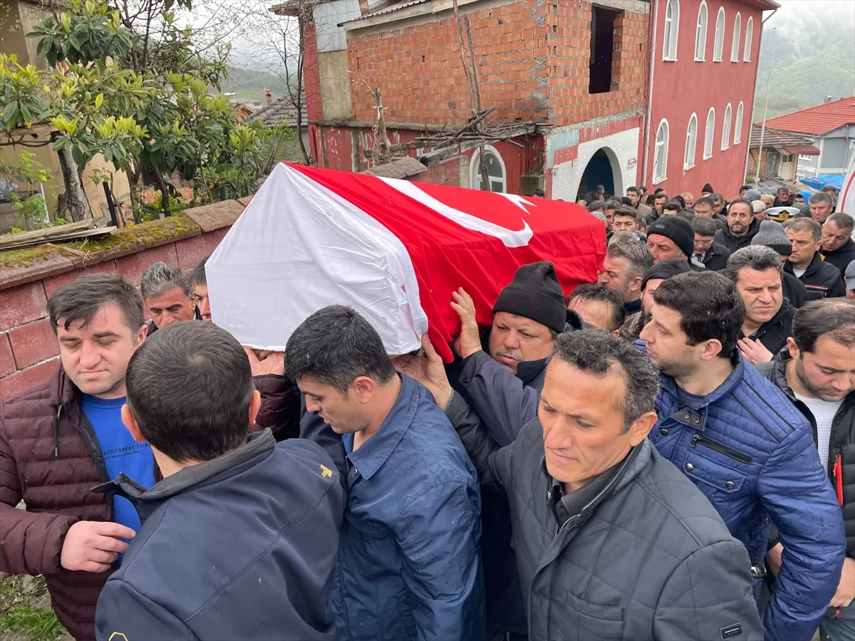 Amasra'daki patlamadan 173 gün sonra hayatını kaybeden madenci son yolculuğuna uğurlandı