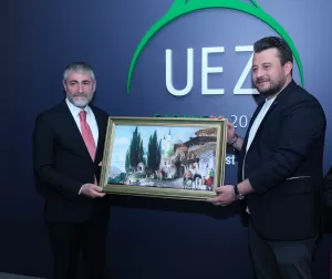 BURSA (AA) – Atış Şirketler Grubu, Sapanca'da gerçekleştirilen Uludağ Ekonomi